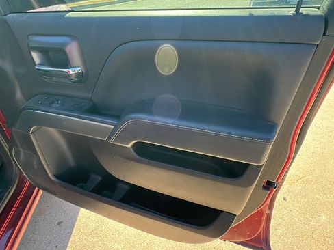 Used 2019 Chevrolet Silverado 1500 LT w/ Texas Edition image 19