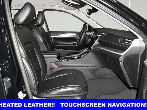 Used 2023 Jeep Grand Cherokee Limited AWD/4WD image 23