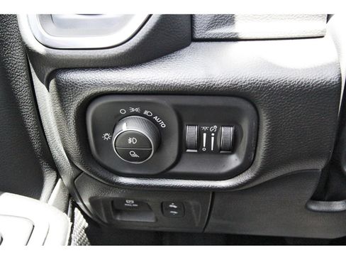 Used 2026 RAM 1500 Laramie w/ Sport Appearance Package RWD image 19