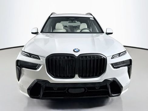 New 2027 BMW X7 xDrive40i w/ M Sport Package AWD/4WD image 2