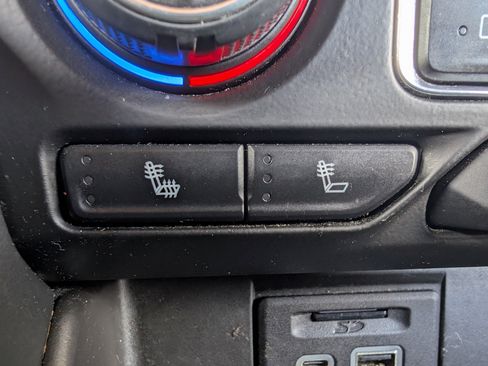 Used 2021 Chevrolet Suburban RST w/ Luxury Package image 33