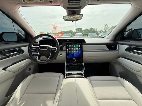 Used 2026 GMC Terrain Denali w/ LPO, Floor Liner Package AWD/4WD image 27