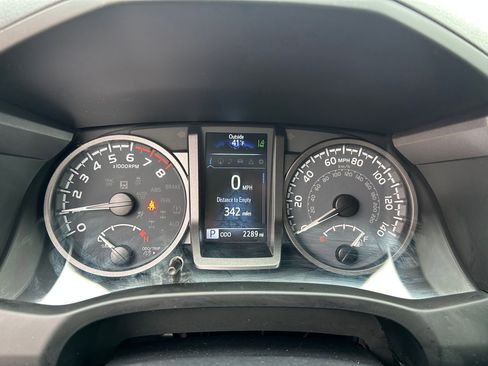 Certified 2023 Toyota Tacoma TRD Sport w/ Advanced Technology Package AWD/4WD image 17