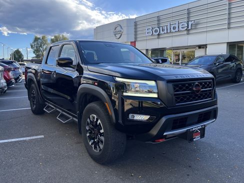 Used 2024 Nissan Frontier PRO-4X w/ Off-Road Protection Package image 2