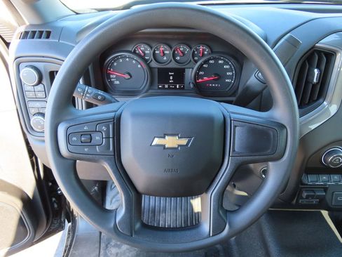 New 2026 Chevrolet Silverado 1500 W/T w/ WT Value Package AWD/4WD image 4