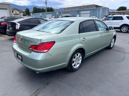 Used 2005 Toyota Avalon XL FWD image 3