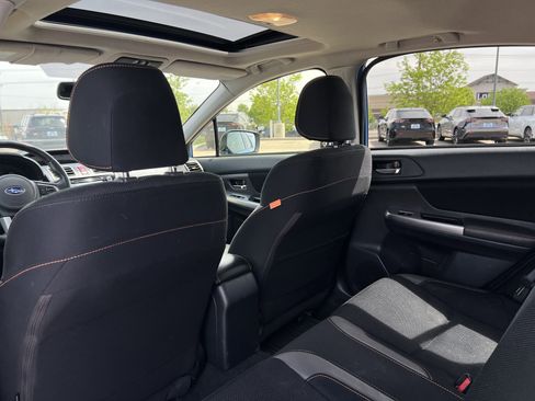 Used 2016 Subaru Crosstrek 2.0i Premium w/ Moonroof Package AWD/4WD image 23