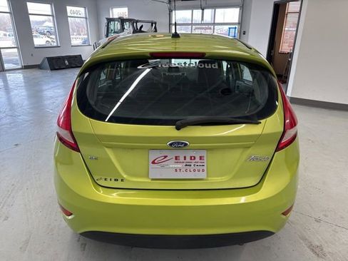 Used 2012 Ford Fiesta SE image 9