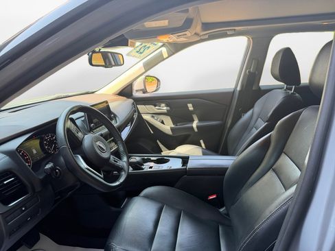Used 2022 Nissan Rogue SL FWD image 11
