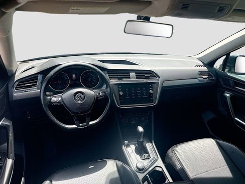 Used 2019 Volkswagen Tiguan SE AWD/4WD image 24