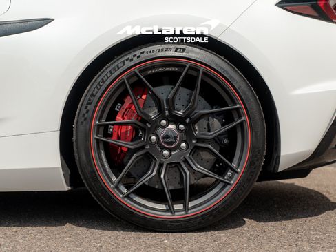 Used 2023 Chevrolet Corvette Z06 w/ Z07 Performance Package RWD image 40