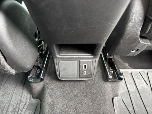 Used 2023 Buick Encore GX Preferred w/ Cold Weather Comfort Package AWD/4WD image 23