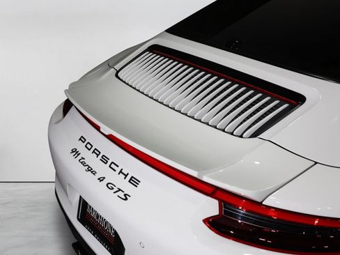 Used 2018 Porsche 911 Targa 4 GTS AWD/4WD image 24