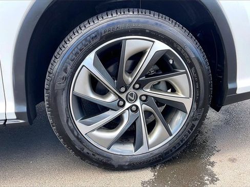 Used 2019 Lexus RX 450hL Luxury image 9