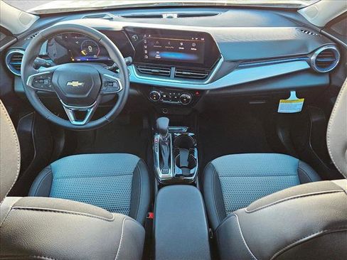 New 2026 Chevrolet Trax LT w/ Driver Confidence Package image 15