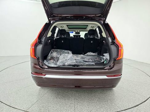 New 2026 Volvo XC90 T8 Ultra w/ Protection Package Premier AWD/4WD image 15
