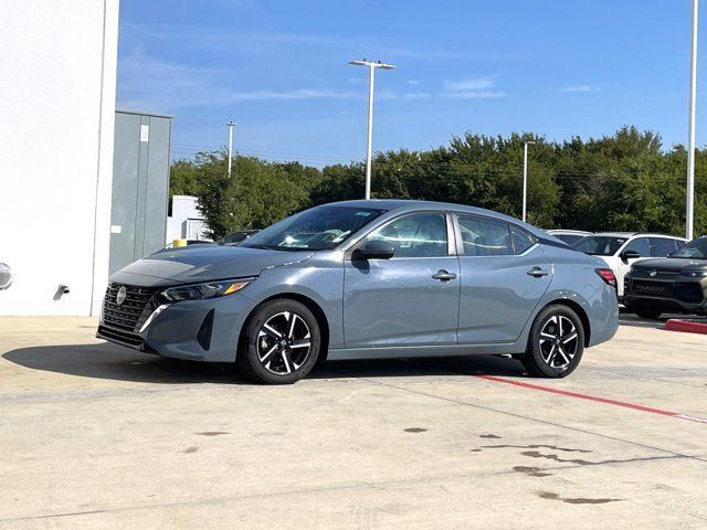 Used 2024 Nissan Sentra SV FWD image 2