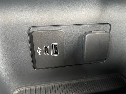 New 2026 Ford Explorer ST-Line AWD/4WD image 13