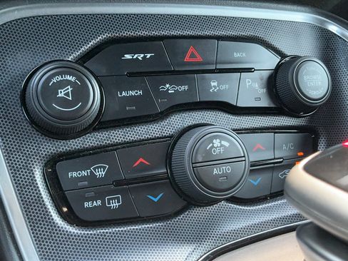 Used 2015 Dodge Challenger SRT w/ Technology Group RWD image 12