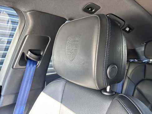 Certified 2023 Porsche Macan GTS image 23