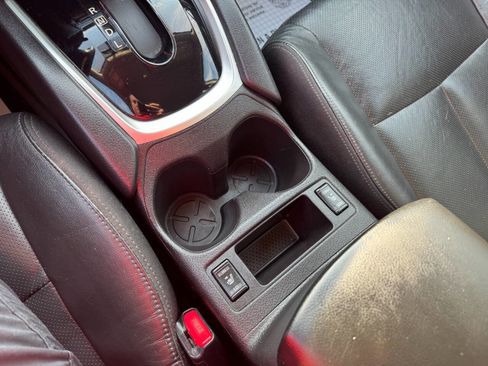 Used 2015 Nissan Rogue SL image 50