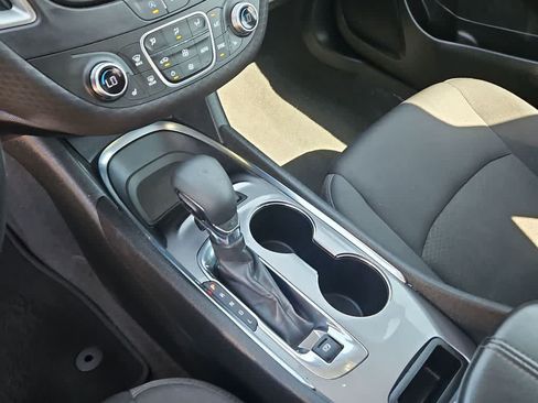 Used 2024 Chevrolet Malibu LT FWD image 20