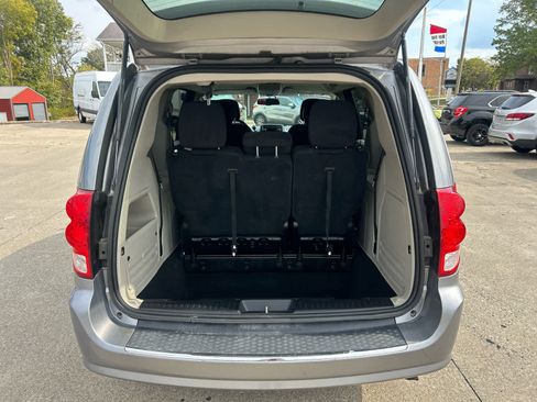Used 2014 Dodge Grand Caravan SE w/ Quick Order Package 29E SE image 6