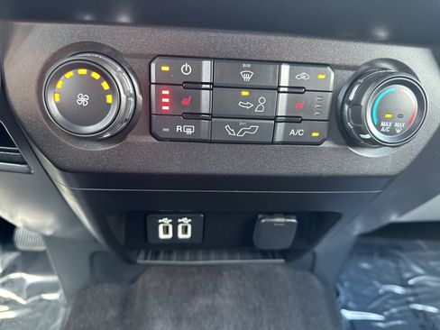 Used 2020 Ford F150 XLT w/ Equipment Group 302A Luxury AWD/4WD image 63