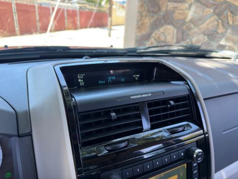 Used 2010 Ford Escape Limited FWD image 22