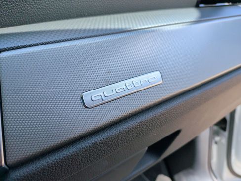 Used 2023 Audi Q3 2.0T Premium Plus w/ Premium Plus Package AWD/4WD image 42
