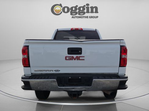 Used 2017 GMC Sierra 2500 4x4 Crew Cab image 4