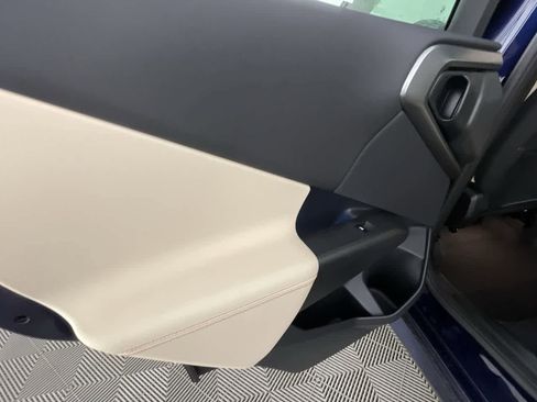 New 2025 BMW X3 xDrive30i w/ Premium Package image 15