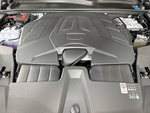 New 2026 Porsche Cayenne Coupe AWD/4WD image 32