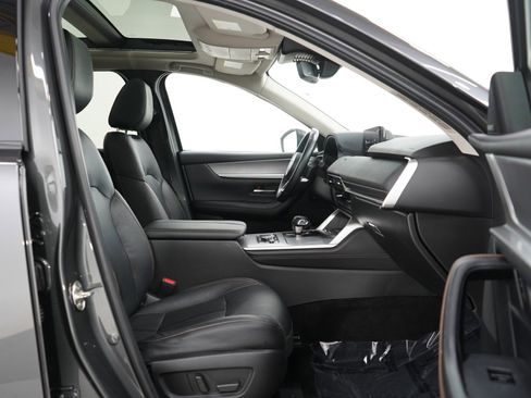 Used 2024 MAZDA CX-90 Plug-In Hybrid w/ Premium Pkg image 10