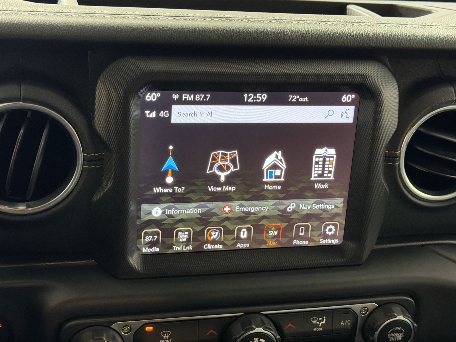 Used 2020 Jeep Gladiator Overland AWD/4WD image 20