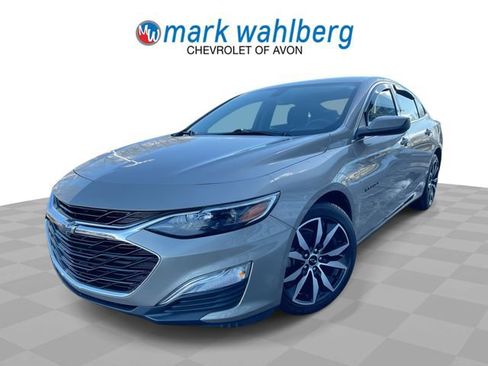 Used 2022 Chevrolet Malibu RS image 1