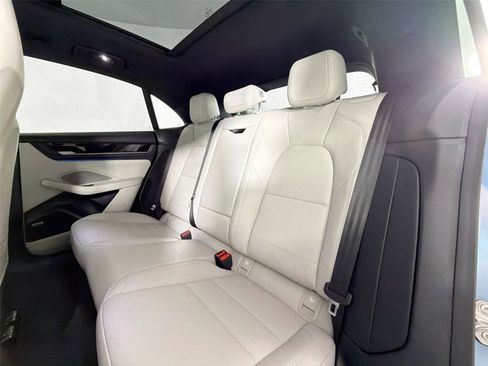 Used 2026 Porsche Macan Electric RWD image 26