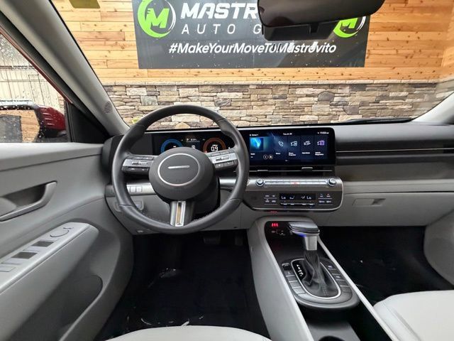 Certified 2024 Hyundai Kona SEL AWD/4WD image 19