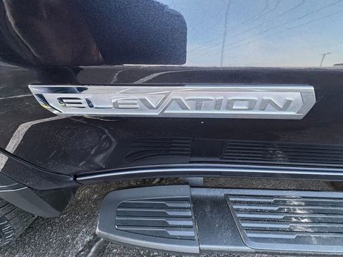 Used 2024 GMC Sierra 1500 Elevation w/ Elevation Premium Package image 10