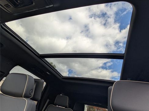 New 2026 Chevrolet Tahoe Premier image 19