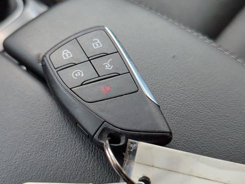 Used 2023 Buick Envision Essence FWD image 21