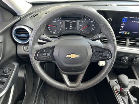 Used 2024 Chevrolet Trax LS w/ Driver Confidence Package FWD image 25