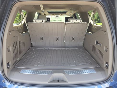 New 2026 GMC Yukon XL Denali w/ Denali Reserve Package AWD/4WD image 25