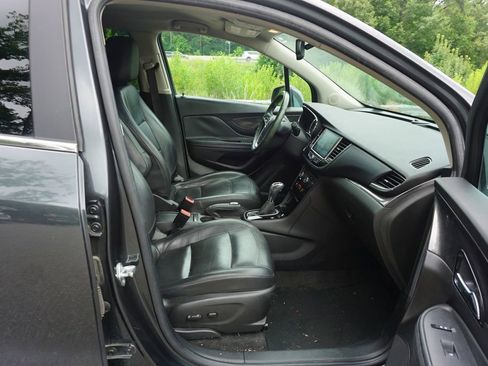 Used 2017 Buick Encore Essence FWD image 14