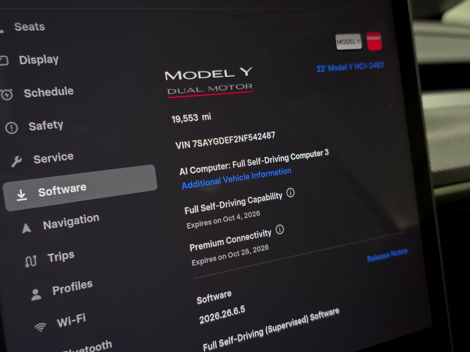 Used 2022 Tesla Model Y Performance AWD/4WD image 5