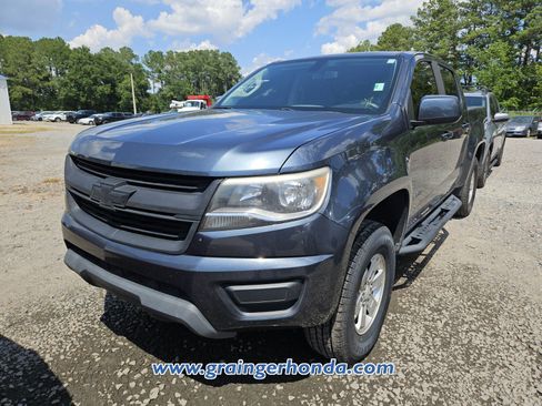 Used 2020 Chevrolet Colorado W/T w/ WT Convenience Package RWD image 2