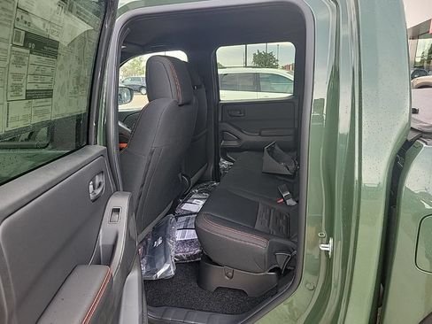New 2026 Nissan Frontier PRO-4X w/ Tow Package AWD/4WD image 12