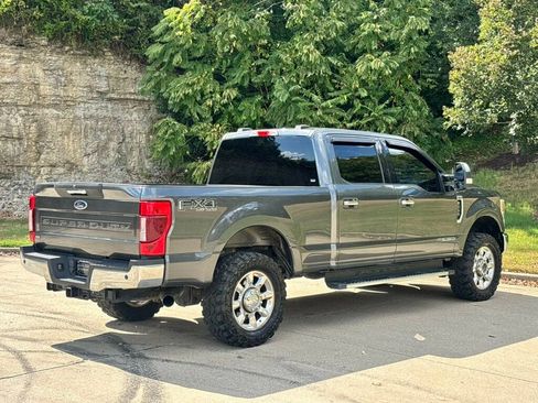 Used 2020 Ford F250 XLT w/ XLT Premium Package AWD/4WD image 4