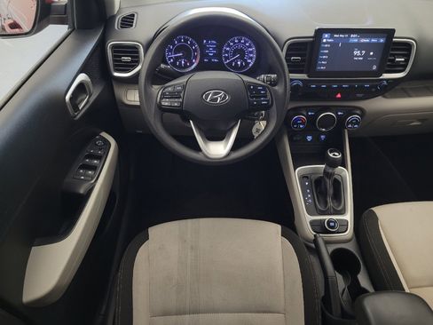Used 2020 Hyundai Venue SEL FWD image 22
