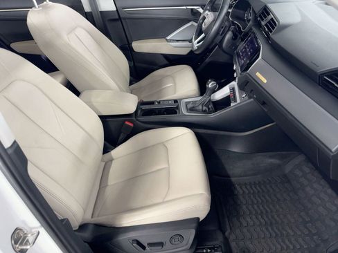 Used 2022 Audi Q3 2.0T Premium Plus w/ Premium Plus Package image 30